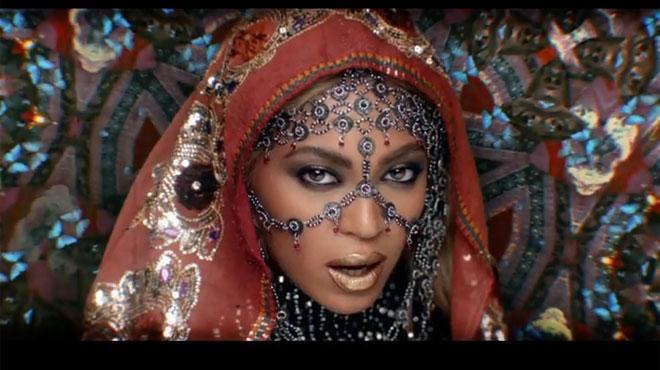 coldplay-beyonce-clip-hymn-for-the-week-end-video